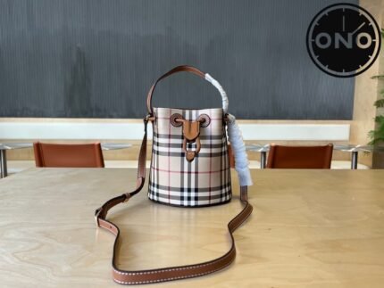 031 ONO burberry women 2025 new arrival top version & factory direct