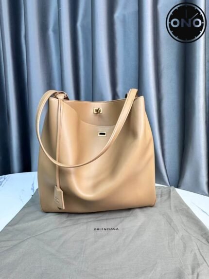 019 ONO balenciaga women 2025 new arrival top version & factory direct