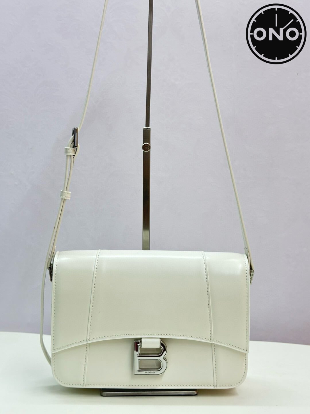 7e1138d3.jpg 026 ONO balenciaga women 2025 new arrival top version & factory direct - Image 1